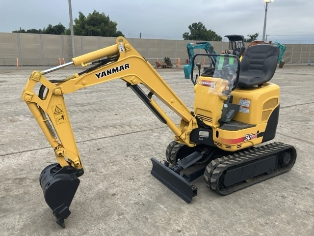 MINI EXCAVATOR