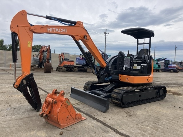 MINI EXCAVATOR