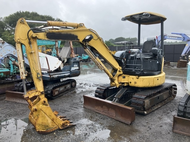 MINI EXCAVATOR