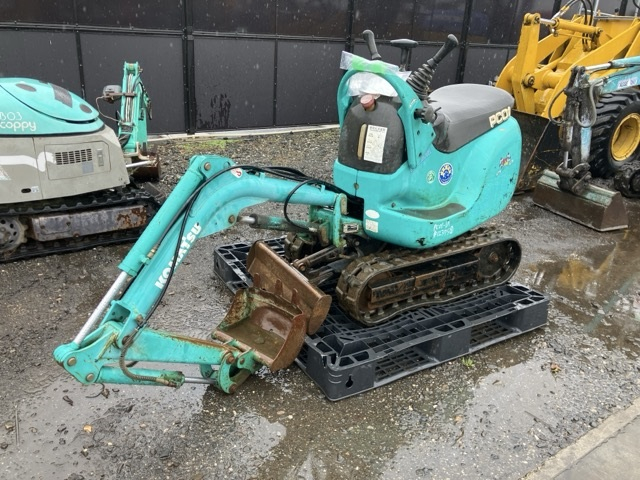 MINI EXCAVATOR