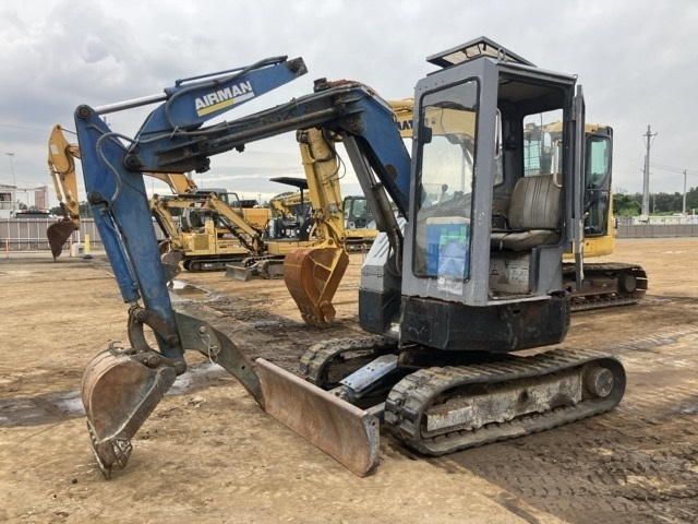 MINI EXCAVATOR