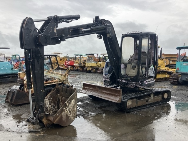 MINI EXCAVATOR