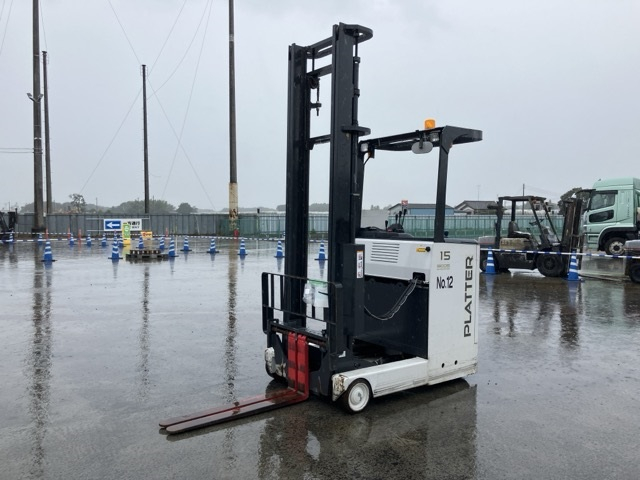 Reach Forklift