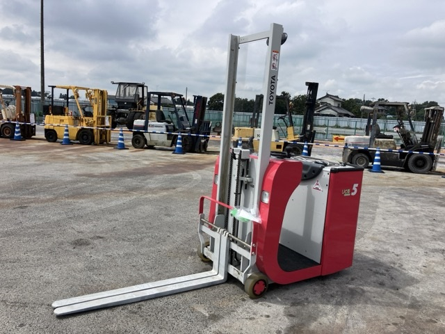 Battery Forklift