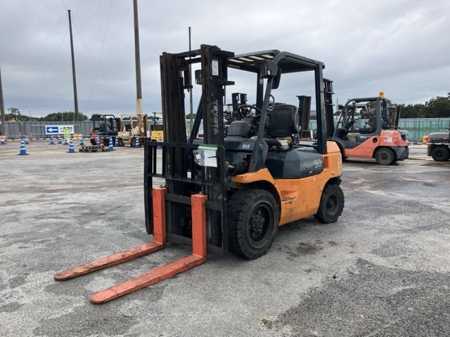 Forklift