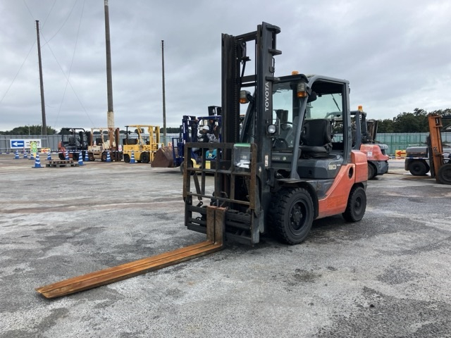 Forklift