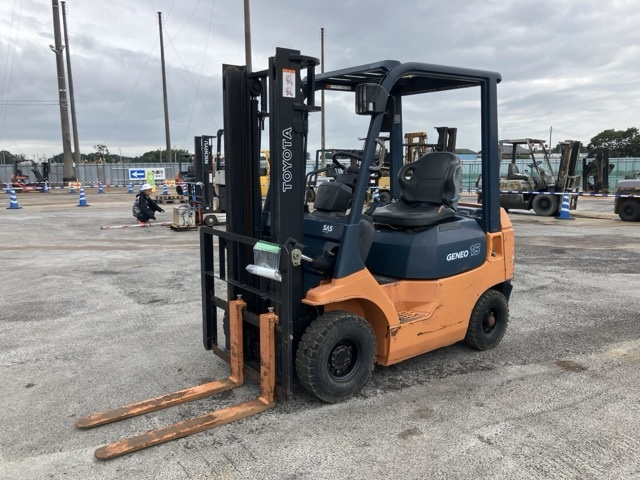 Forklift