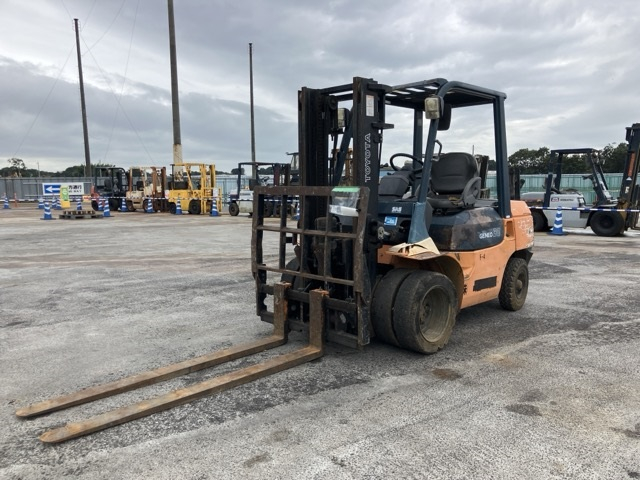 Forklift