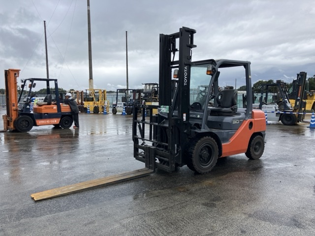 Forklift