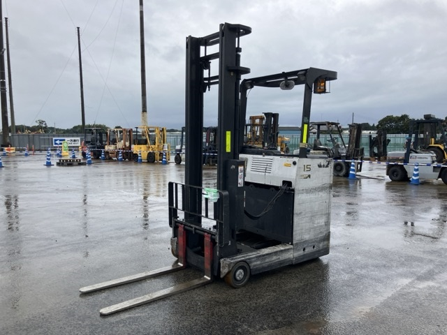 Reach Forklift