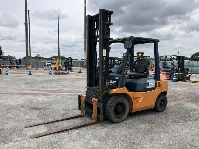 Forklift