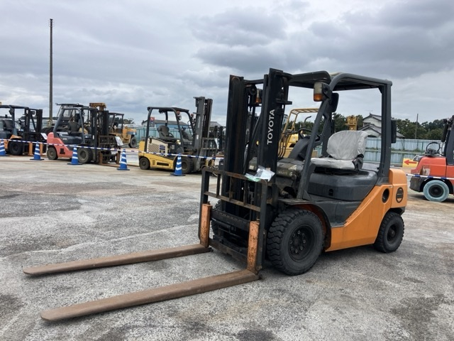 Forklift