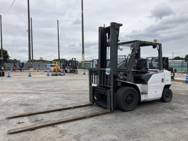 Forklift