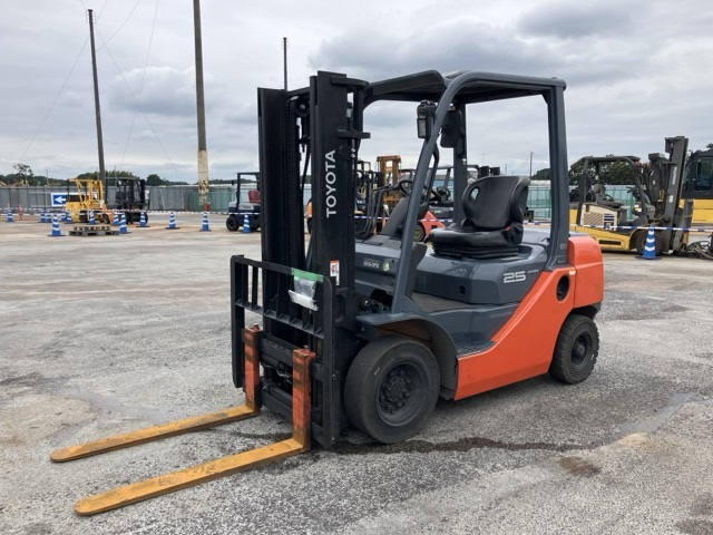 Forklift