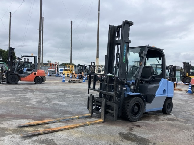 Forklift