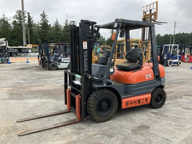 Forklift