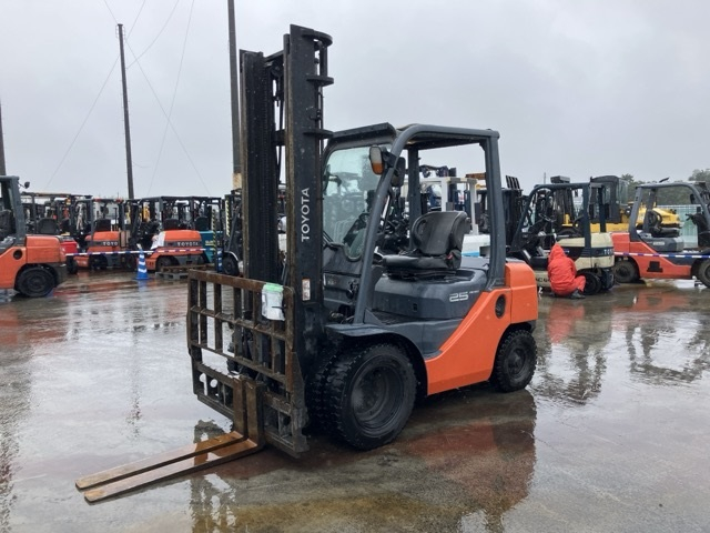 Forklift