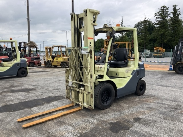 Forklift