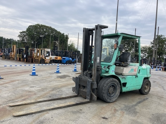 Forklift