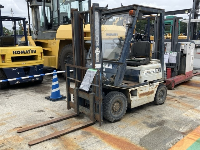 Forklift