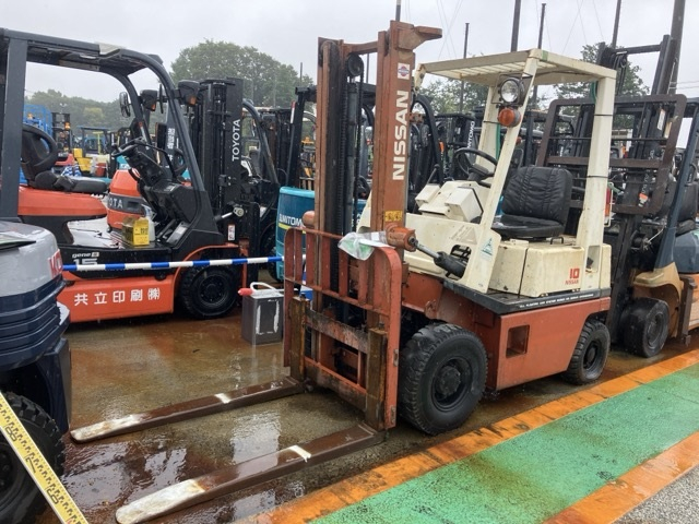 Forklift