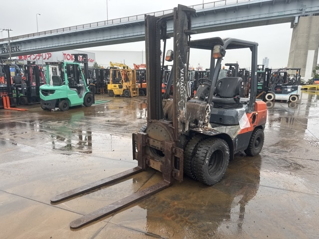Forklift