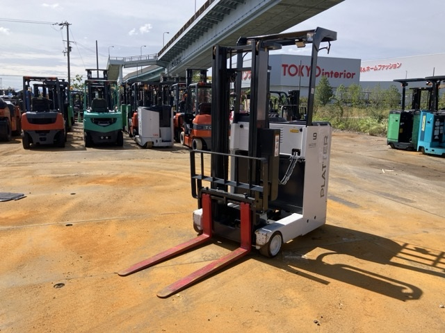 Reach Forklift