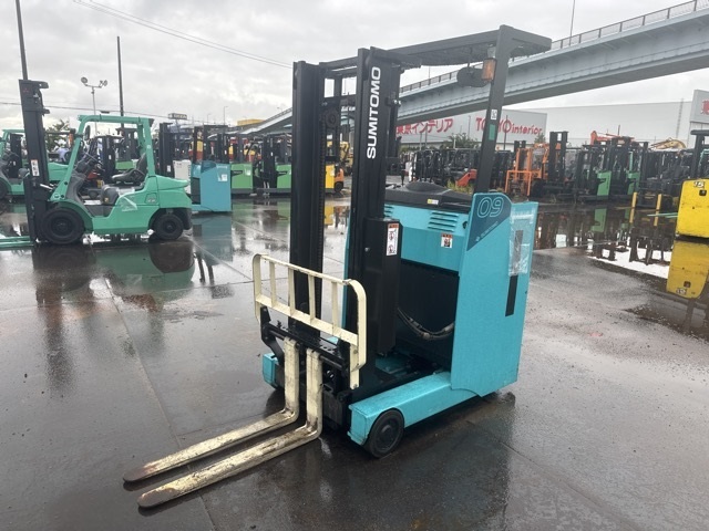 Reach Forklift