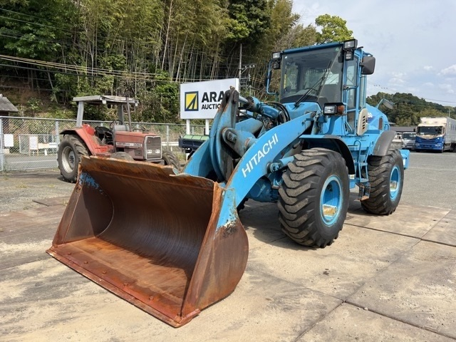 WHEEL LOADER