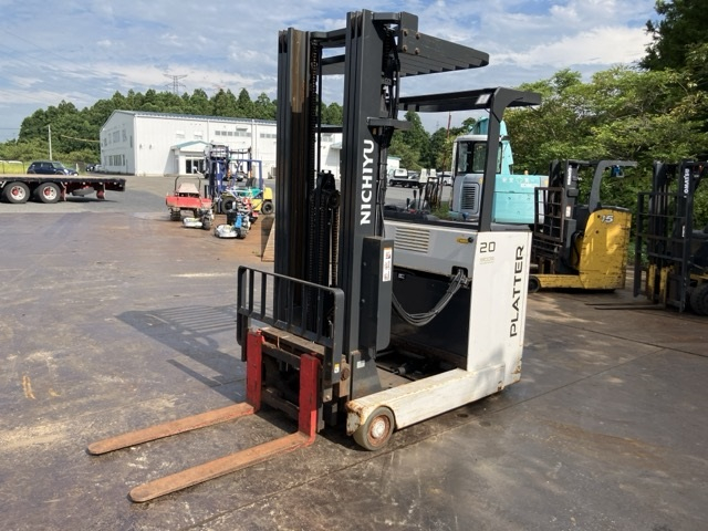 Reach Forklift