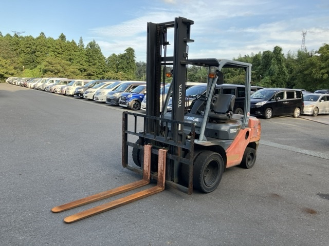 Forklift