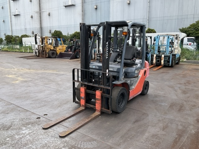 Forklift
