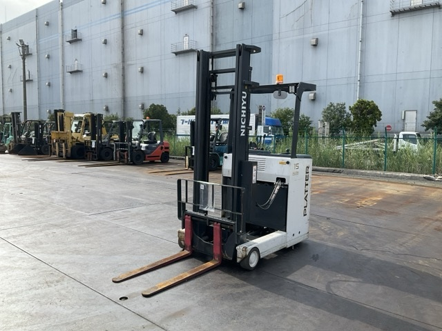 Reach Forklift