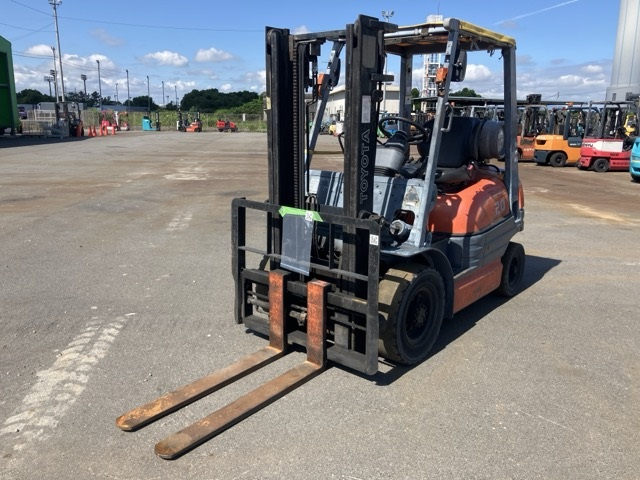 Forklift