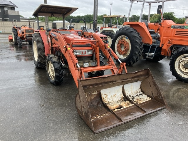 Tractor