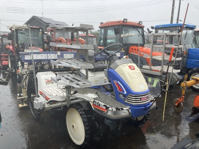 RICE TRANSPLANTER