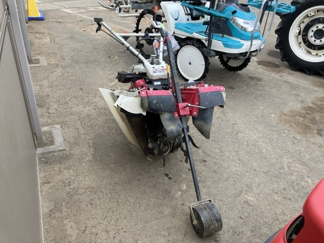 CULTIVATOR