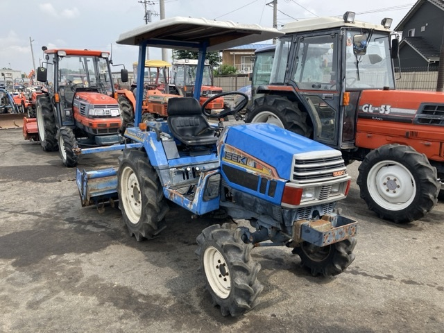 Tractor