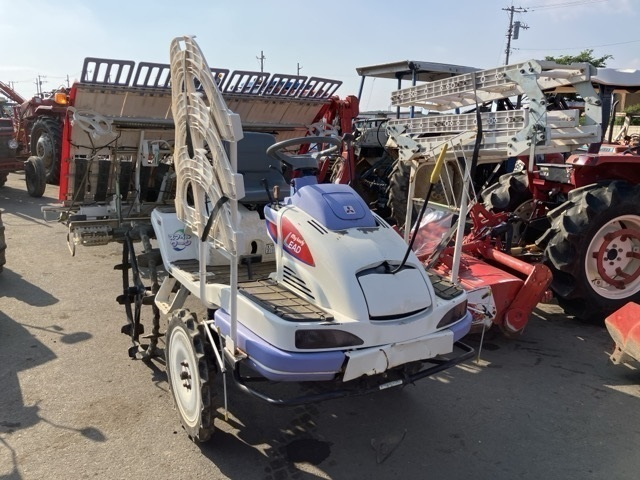 RICE TRANSPLANTER