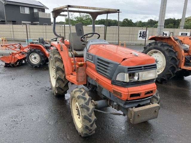 Tractor