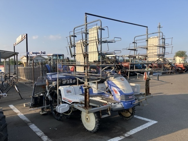 RICE TRANSPLANTER