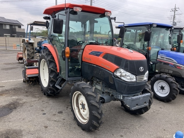 Tractor
