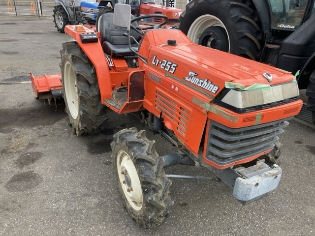 Tractor