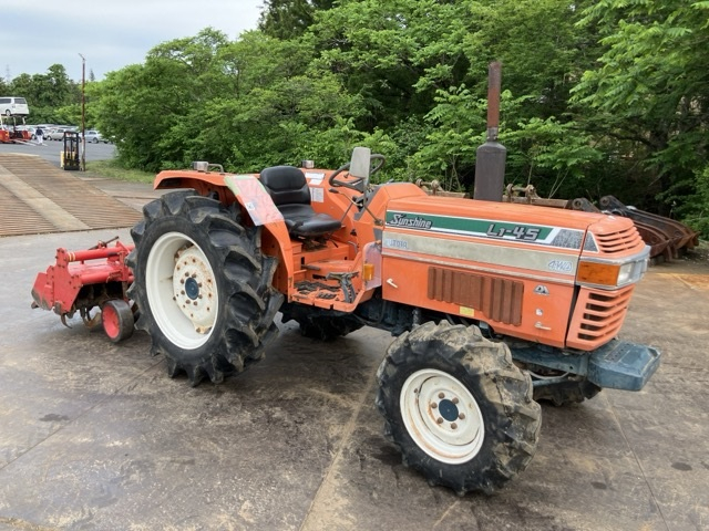 Tractor