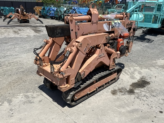 MINI CRAWLER CRANE