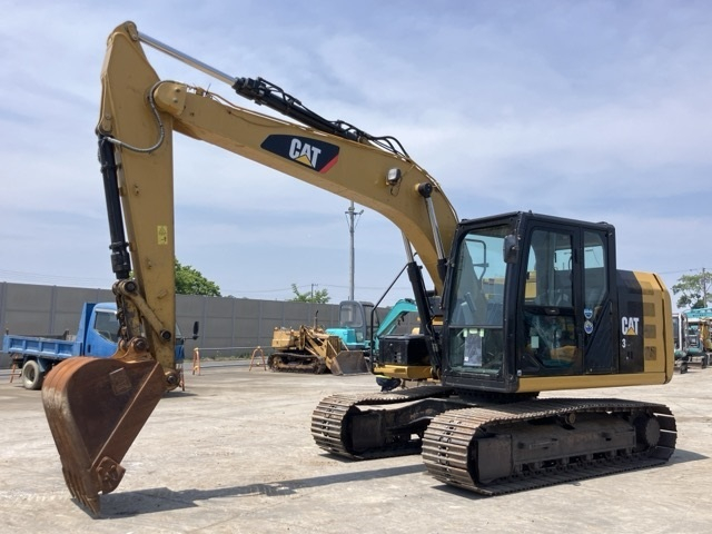 EXCAVATOR