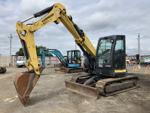 EXCAVATOR