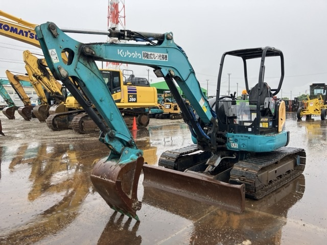 MINI EXCAVATOR